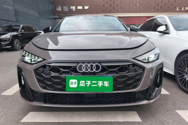 奥迪A5L 2026款 2.0T 运动版车身外观6001
