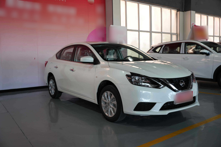 日产 轩逸 2024款 经典 1.6XE CVT舒适版车身外观6002