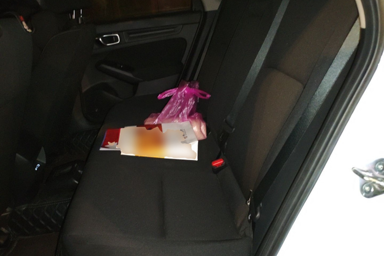 本田 思域 2023款 HATCHBACK 2.0L e:HEV 极曜版中控内饰21