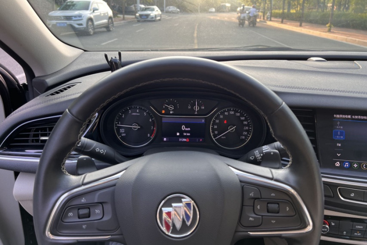 别克 君威 2020款 552T 精英型中控内饰7008