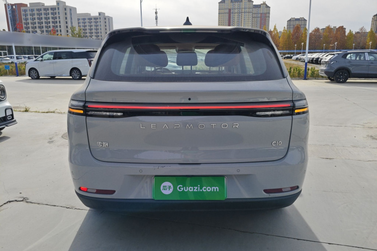 零跑汽车 零跑C10 2024款 210激光雷达版车身外观6