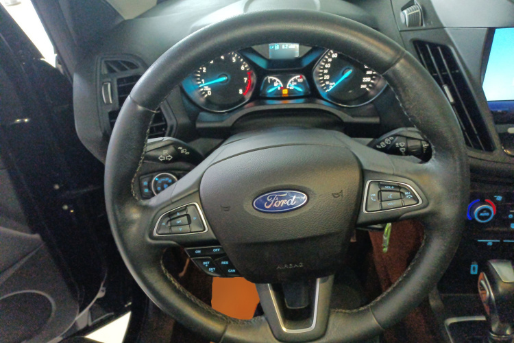 福特 翼虎 2018款 EcoBoost 180 两驱铂翼型中控内饰13