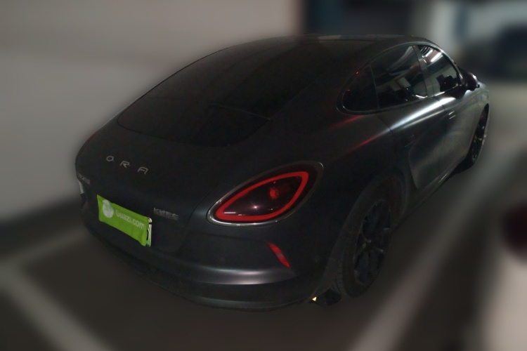 欧拉闪电猫 2024款 暗夜版 555km 尊贵版车身外观6005