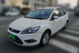 福特 福克斯 2013款 两厢经典 1.8L 自动基本型