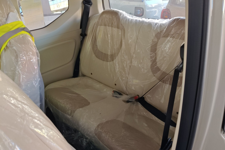 五菱汽车 宏光MINIEV 2024款 第三代 215km 青春版中控内饰21