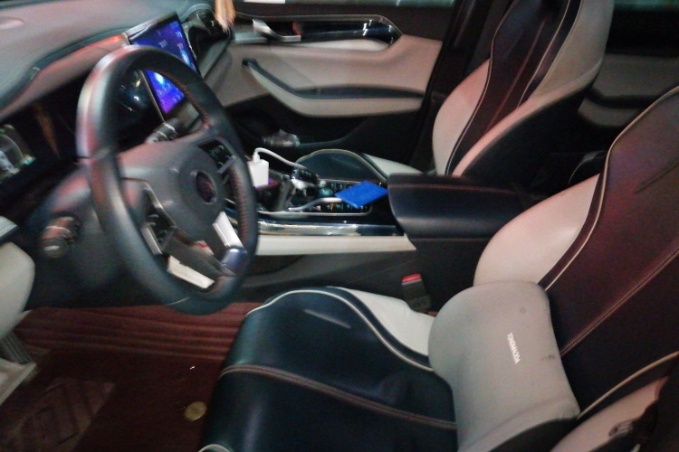 比亚迪 秦PLUS 2021款 DM-i 55KM 旗舰型中控内饰19