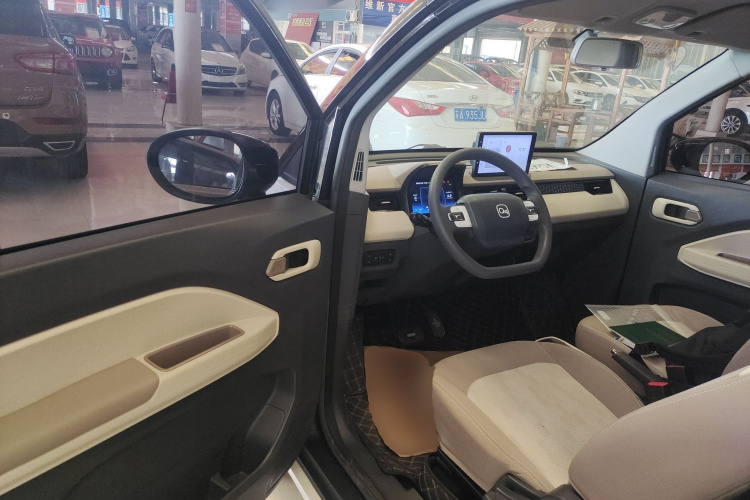 奇瑞 QQ冰淇淋 2024款 205km 圣代Pro中控内饰20