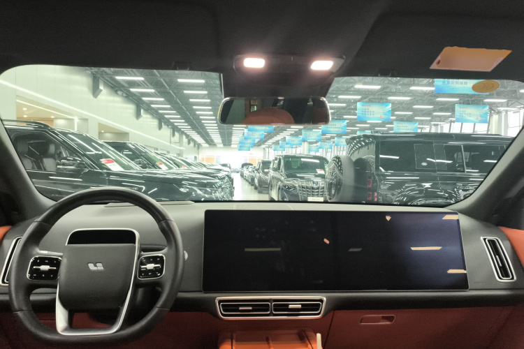 理想汽车 理想L9 2023款 Pro中控内饰12