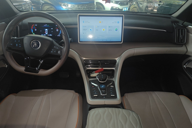 比亚迪 宋Pro新能源 2023款 冠军版 DM-i 110KM卓越型中控内饰7002