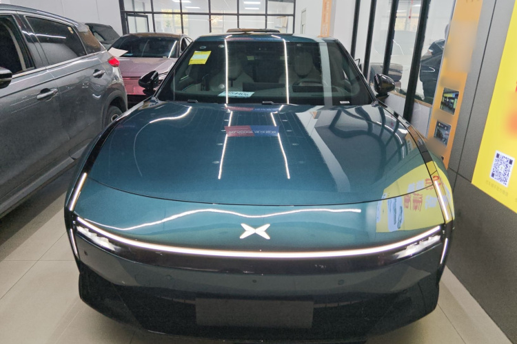 小鹏P7 2025款 702 长续航 Ultra车身外观2