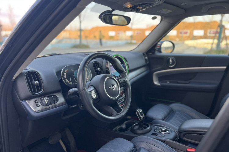 MINI Countryman 2022款 2.0T COOPER S ALL4中控内饰7003