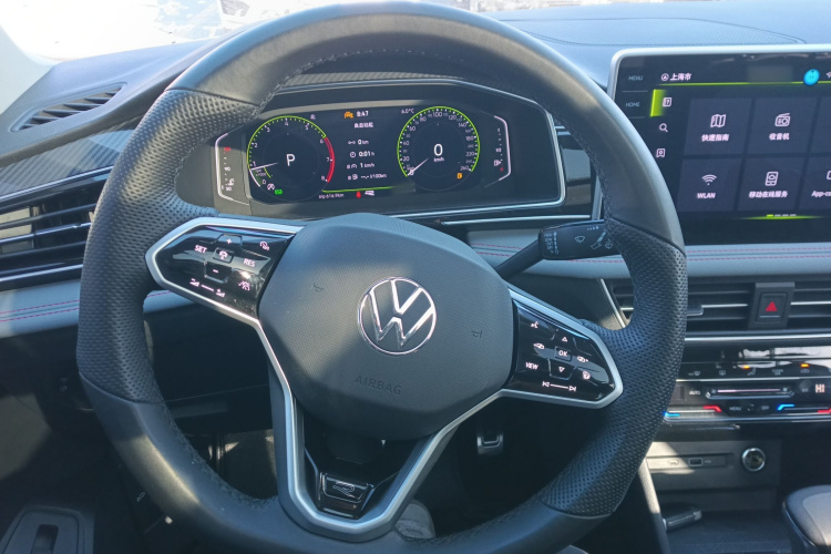 大众 途观L 2023款 330TSI 自动两驱R-Line旗舰版中控内饰13