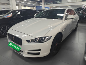 捷豹XEL 2018款 2.0T 200PS 尊享版