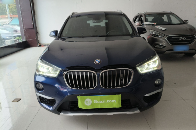 宝马X1 2018款 sDrive18Li 尊享型车身外观2