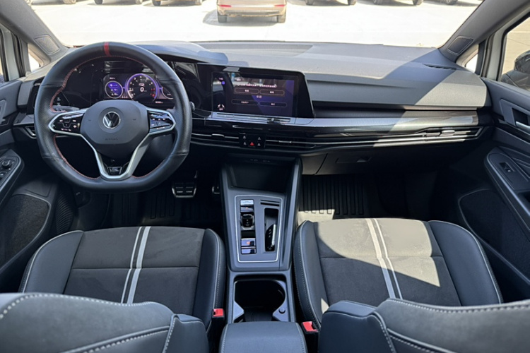 大众 高尔夫 2023款 280TSI DSG R-Line Lite局部细节16