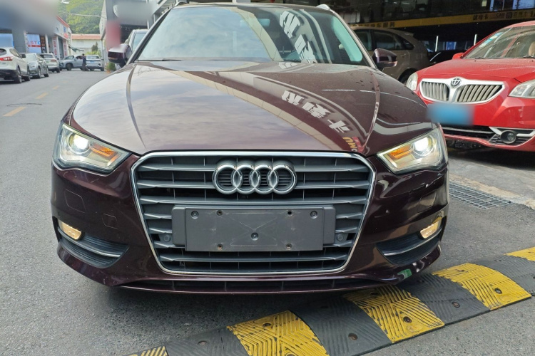 奥迪A3 2016款 Sportback 40 TFSI 风尚型车身外观2