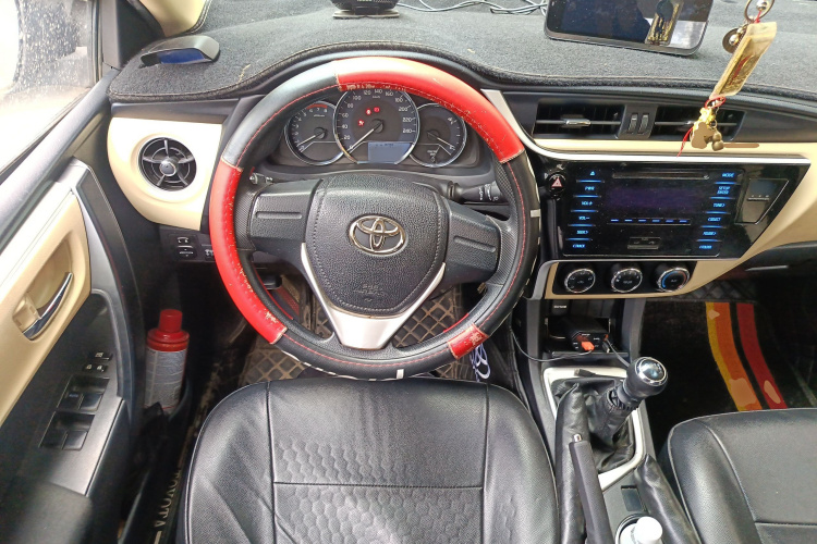 丰田 卡罗拉 2017款 改款 1.2T 手动GL中控内饰13