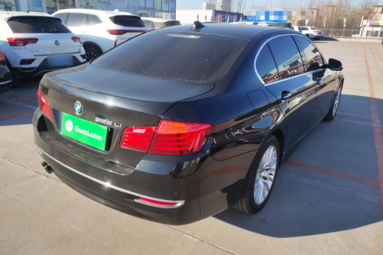 宝马5系 2014款 525Li 豪华设计套装车身外观7