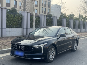 奔腾B70 2025款 龙耀版 1.5T 质享型