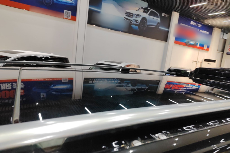 奔驰V级 2022款 V 260 尊贵版局部细节57