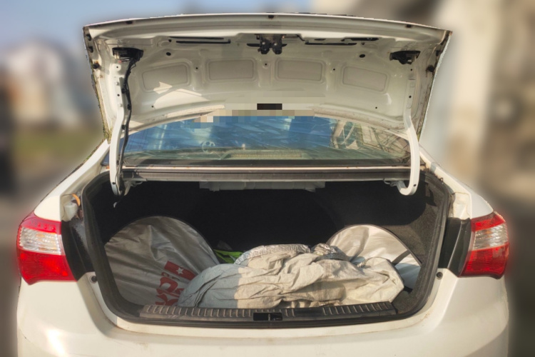 海马M3 2016款 1.5L 手动时尚型中控内饰23