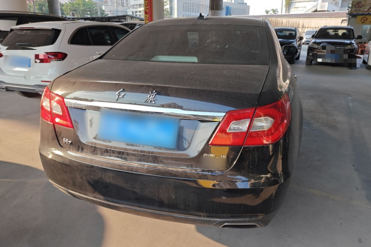 红旗H7 2015款 2.0T 豪华型车身外观6