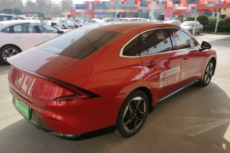 五菱汽车 五菱星光 2024款 共创版 510 进阶型车身外观7