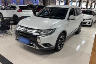 三菱 欧蓝德 2020款 2.0L 两驱畅行版 5座