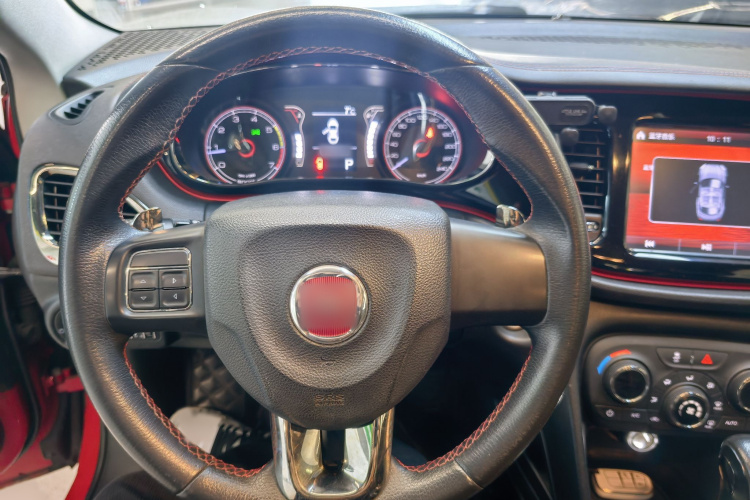 菲亚特 致悦 2014款 1.4T 自动运动版中控内饰7004