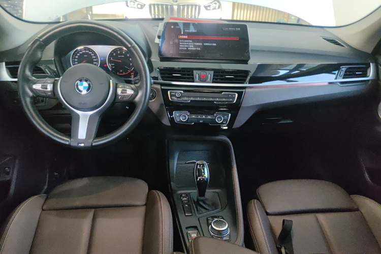 宝马X1 2022款 sDrive25Li 领先型中控内饰12