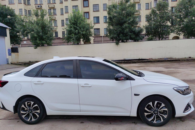 雪佛兰 科鲁泽 2019款 RS 330T 自动畅快版 国VI车身外观6003