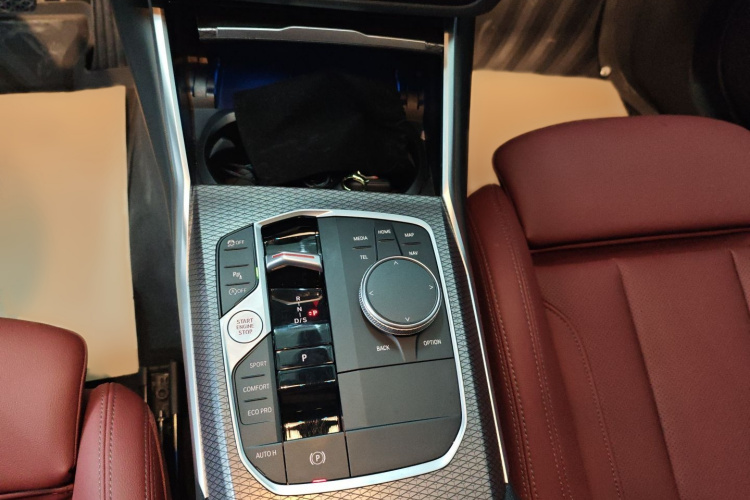 宝马4系 2023款 425i Gran Coupe M运动曜夜套装局部细节18