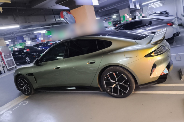 小米汽车 小米SU7 2024款 后驱超长续航高阶智驾Pro版车身外观4