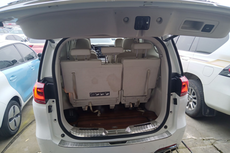 广汽传祺 传祺M8 2018款 320T 尊贵版局部细节23