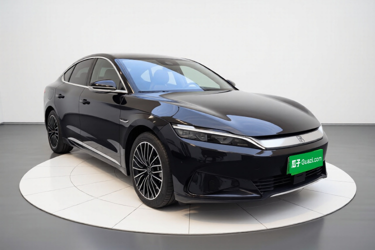 比亚迪 汉 2024款 EV 荣耀版 506KM前驱尊贵型车身外观3