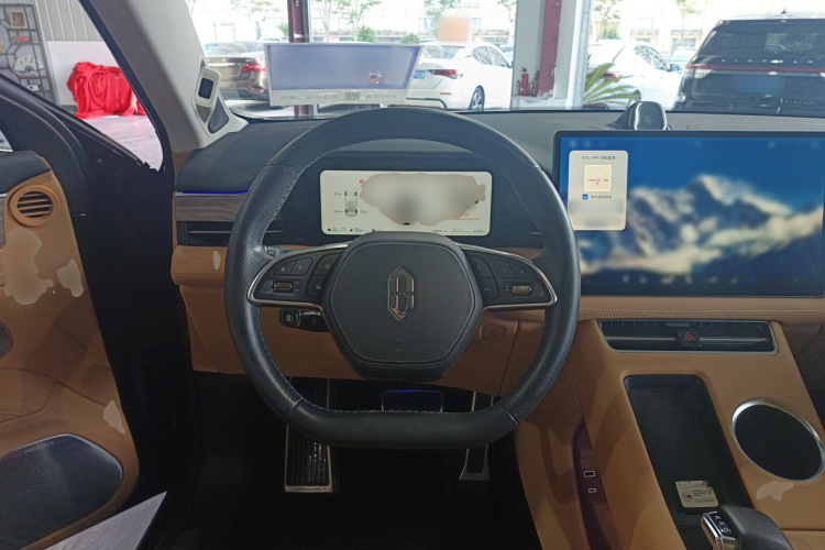 鸿蒙智行 问界M5 2022款 增程四驱性能版中控内饰13