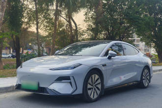 吉利银河 银河E8 2024款 550km 后驱PRO