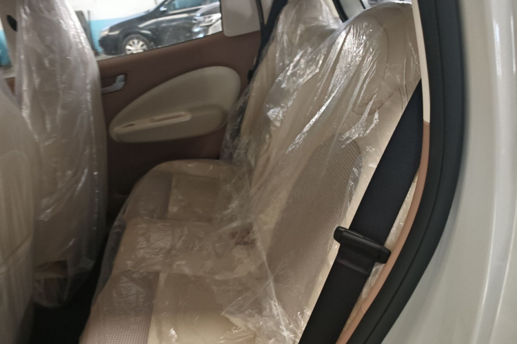 五菱汽车 宏光MINIEV 2025款 四门版 进阶款中控内饰21