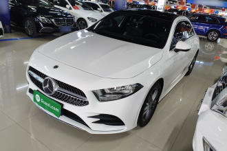 奔驰A级 2022款 A 180 L 运动轿车