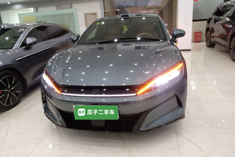 比亚迪 汉L 2025款 DM-p 四驱激光雷达旗舰型车身外观6001