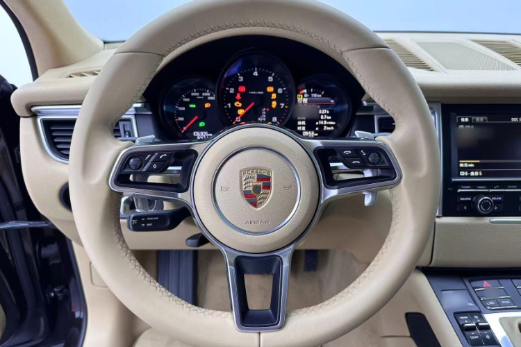 保时捷 2014款 Macan 2.0T中控内饰7002