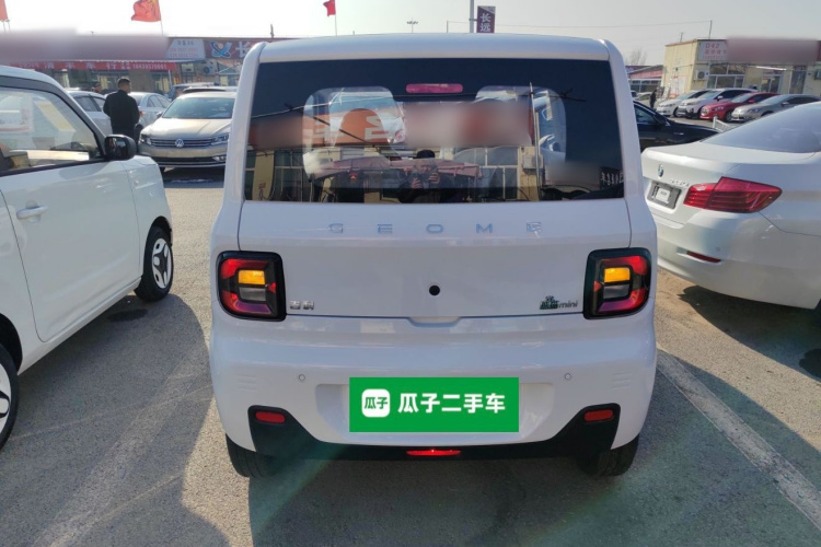 吉利银河 2024款 熊猫mini 200km 耐力熊车身外观6