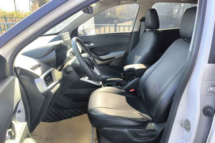 宝骏510 2019款 1.5L CVT劲享型 国VI中控内饰19