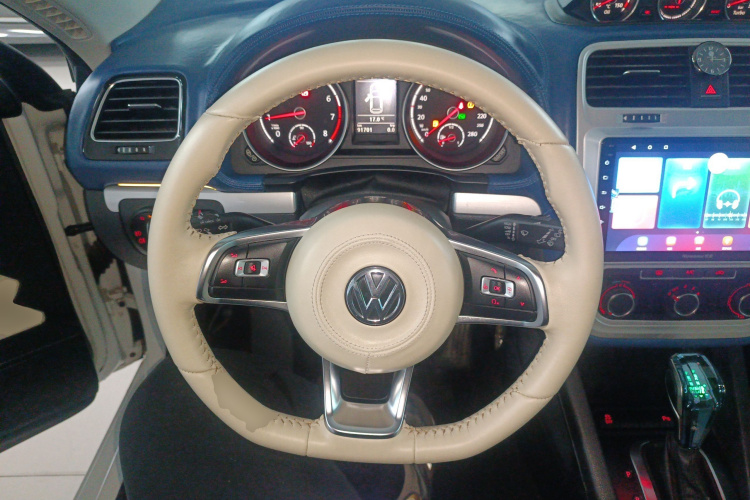 大众 尚酷 2015款 1.4TSI 舒适版中控内饰13