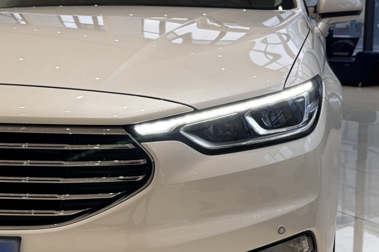 福特 金牛座 2019款 EcoBoost 245 尊享版车身外观6001