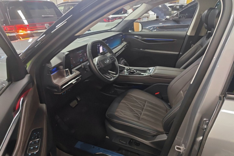 福特 2025款 锐界L 2.0T EcoBoost E混动四驱七座至尊型中控内饰20