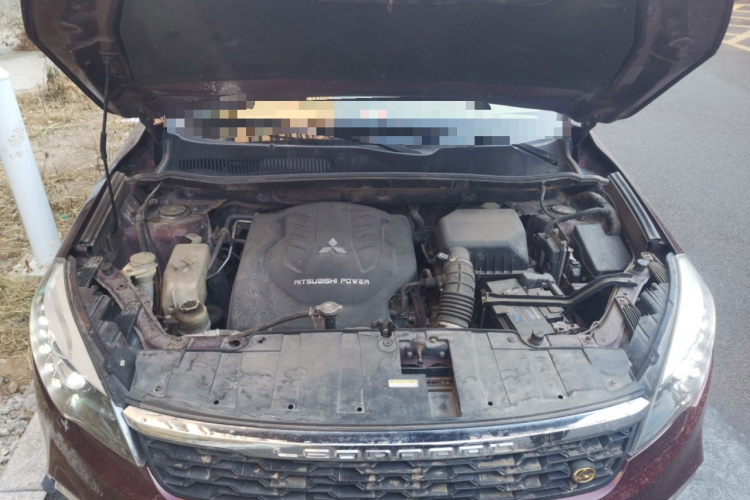 猎豹汽车 猎豹CS10 2016款 2.0T 自动尊享型局部细节24