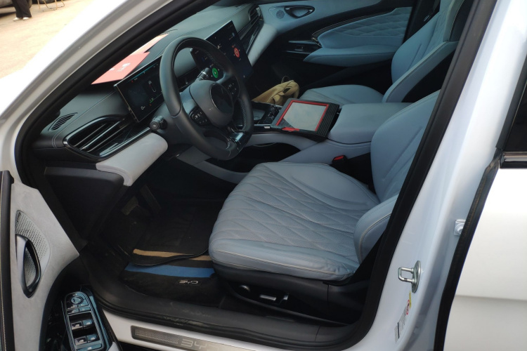 比亚迪 海豹 2022款 700km 长续航后驱版中控内饰19