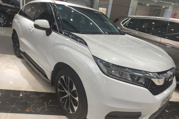 本田 冠道 2017款 240TURBO 两驱精英版车身外观3