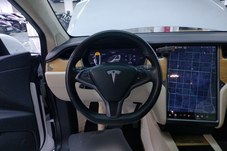 特斯拉 2017款 Model X 100D 长续航版中控内饰13